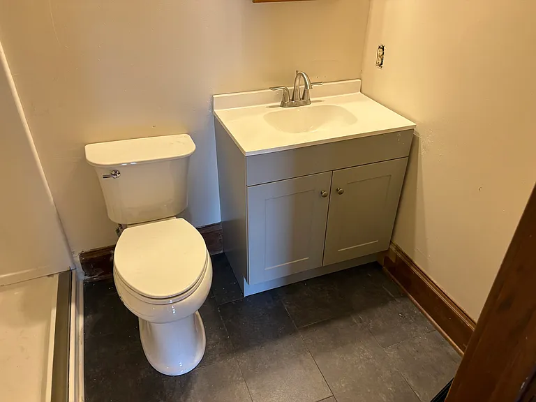 315 N Senate Ave #2E — Photo 15