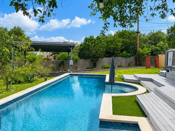 14806 Circle J Trl, Helotes, TX 78023