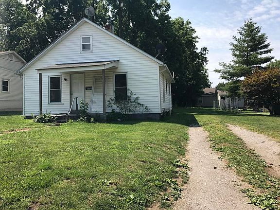2nd image of 582 W Yerby St