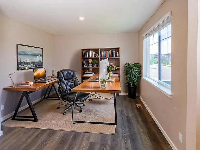 1464 Vantage Pkwy — Photo 8