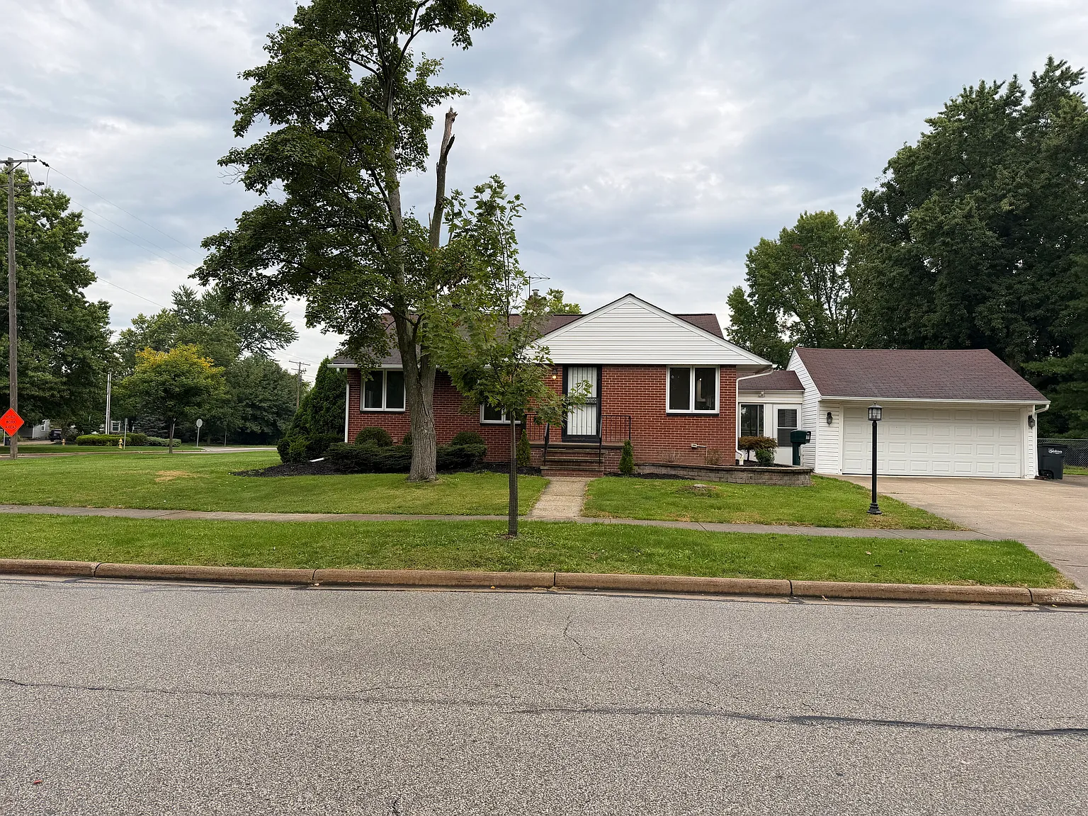 33361 Baldwin Rd — Photo 1
