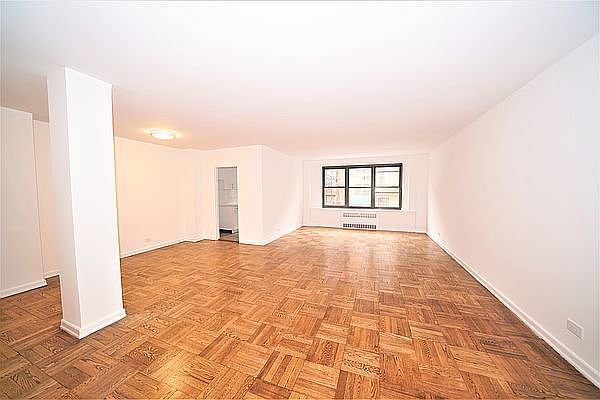 1st image of 1700 York Ave APT 3P