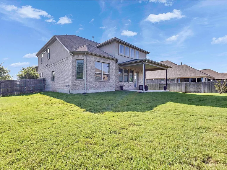 124 Leadtree Loop — Photo 18