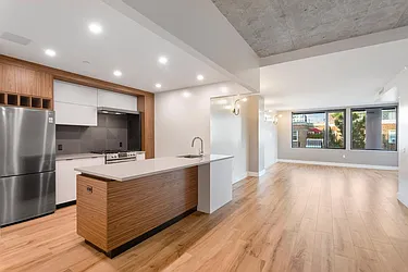 Rented by Safdie Realty Group