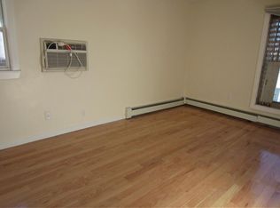 16219 76th Ave FLOOR 2, Fresh Meadows, NY 11366