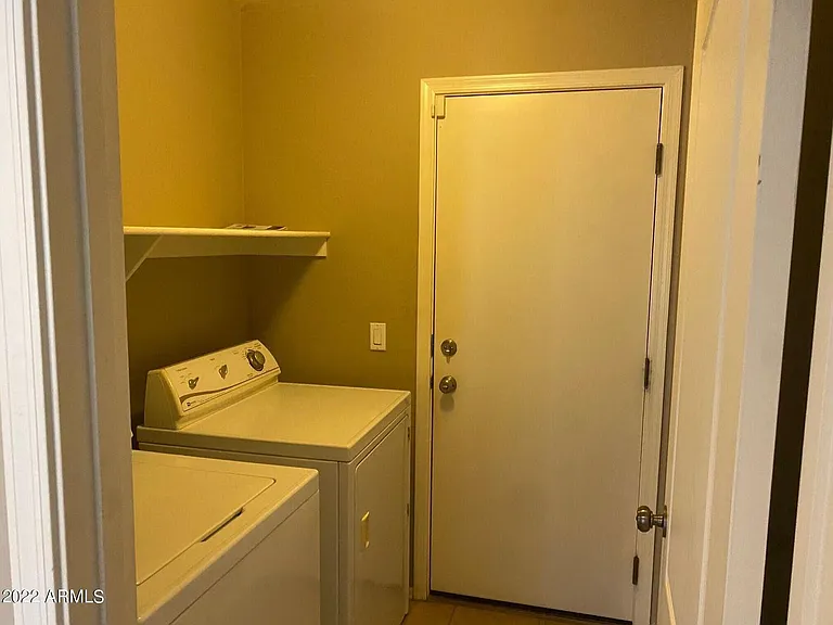 3441 E Anika Ct — Photo 12