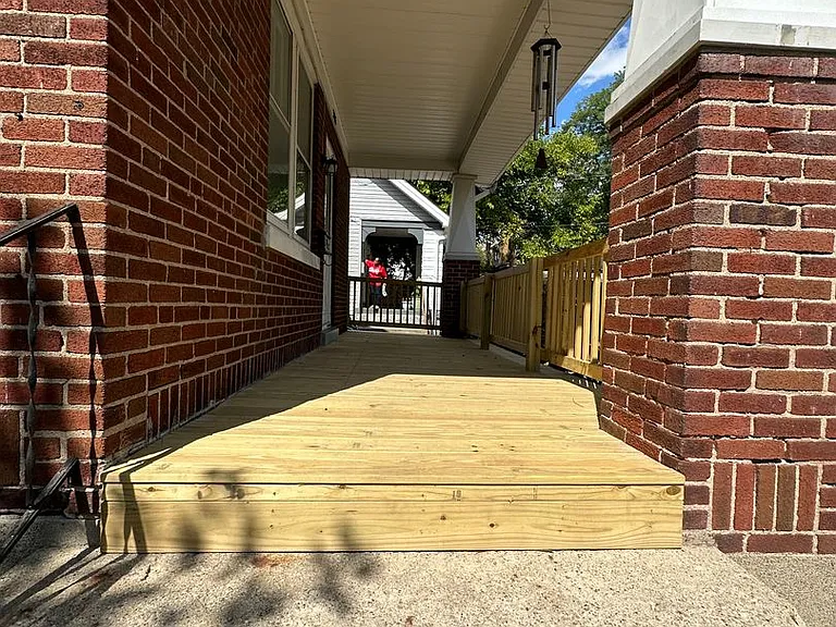 3415 Larue Ct — Photo 2