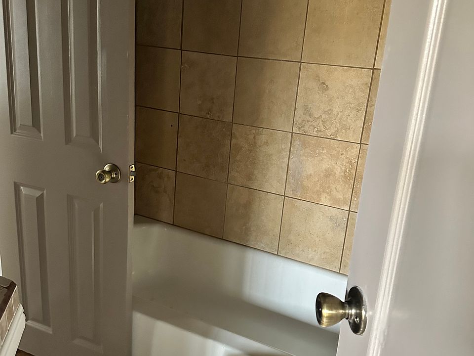 1st image of 705 N Avenue 50 APT 1