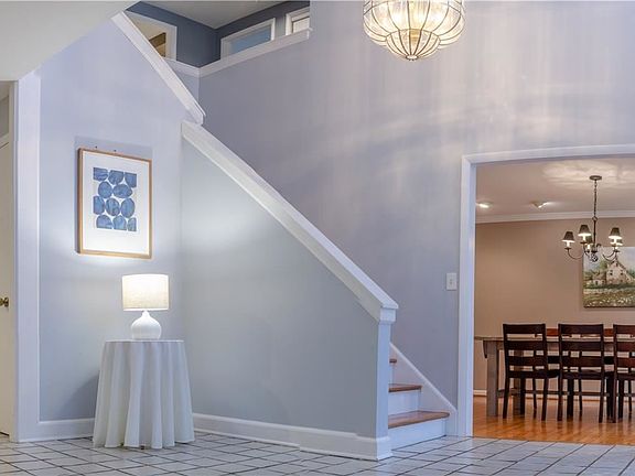 5th image of 5 Great Oak Ln