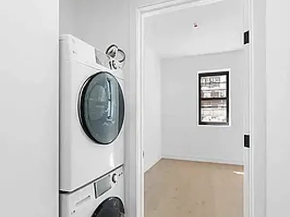 20 East 13th Street image 10 of 11