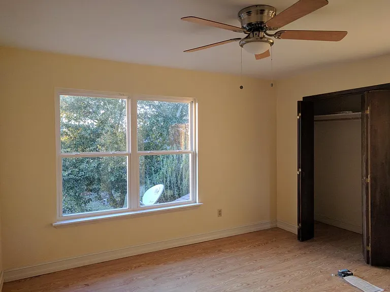 1317 Redwood Ln — Photo 8
