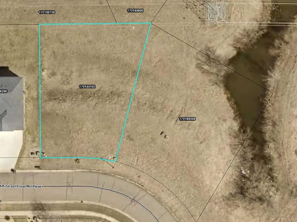 2nd image of 4752 4th Street Loop NE