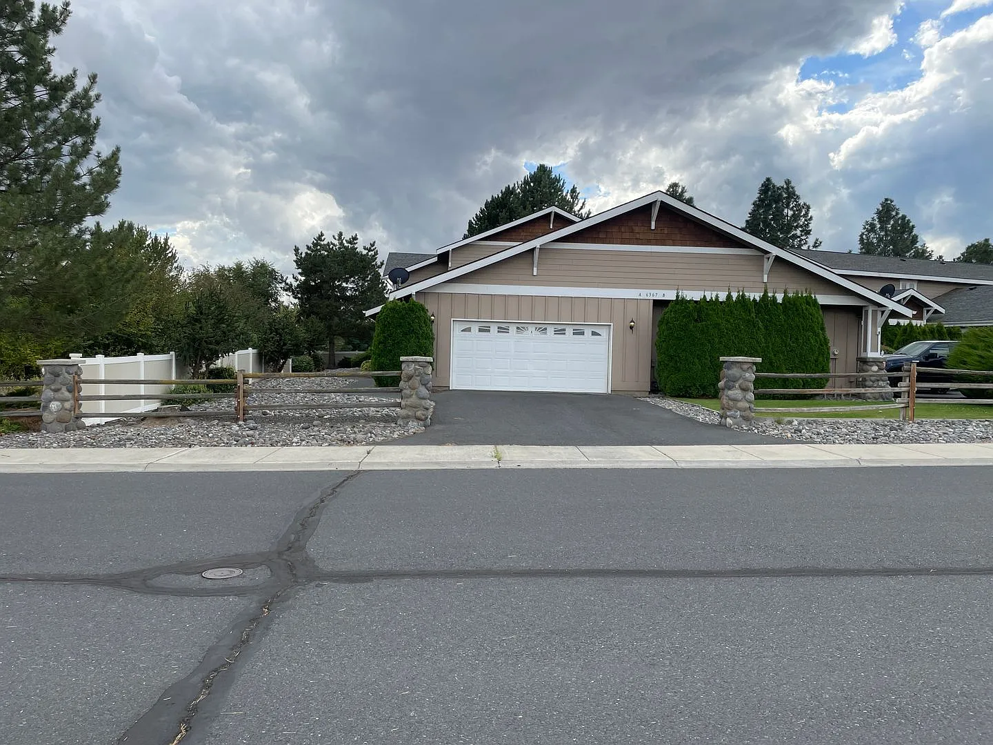 4 Bedroom Home on The Links Golf Course! WSG & Landscaping Included! — Photo 1