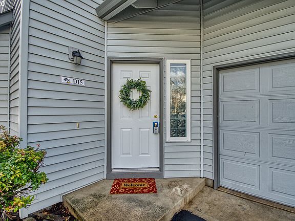 2nd image of 7509 NE Vancouver Mall Dr Unit D15