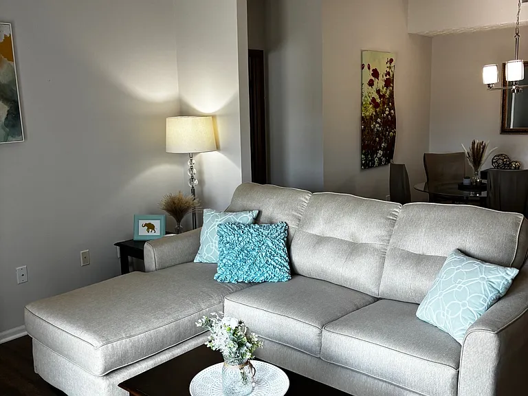 Chantry Village Apartments — Photo 21