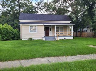 402 McLendon St, Ashburn, GA 31714