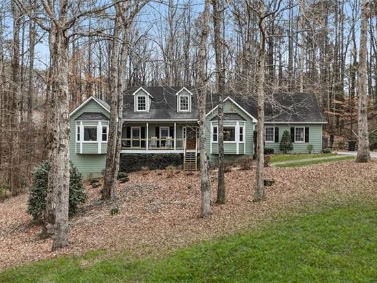 90 Lakeside Dr, Hiram, GA 30141