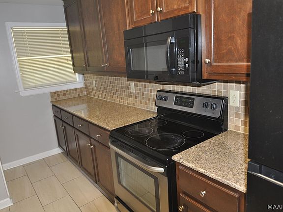3rd image of 716 W Edgemont Ave #C