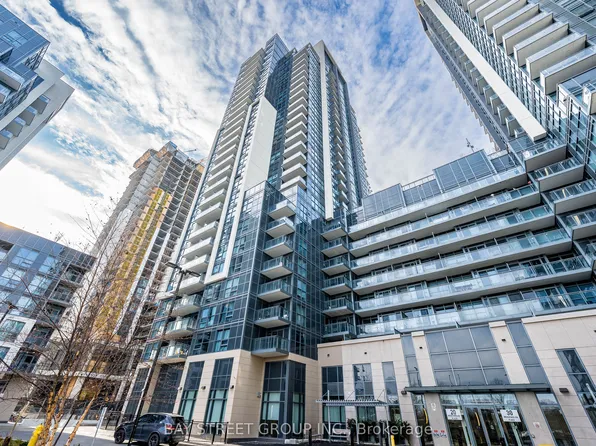 20 Meadowglen Pl #222, Toronto, ON M1G 0A9