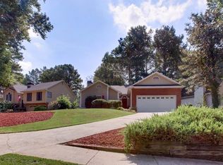 3229 Country Walk Dr, Powder Springs, GA 30127