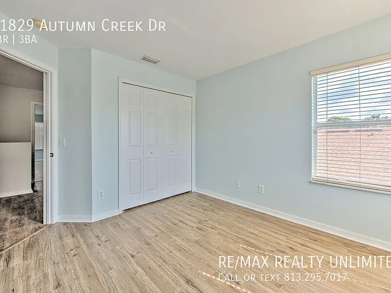 11829 Autumn Creek Dr — Photo 37