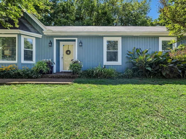 3041 Reelfoot Dr, Nashville, TN 37214