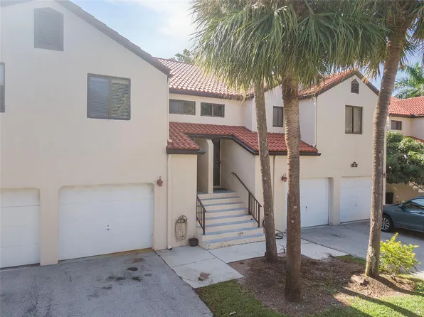 5 Via De Casas Sur #203, Boynton Beach, FL 33426