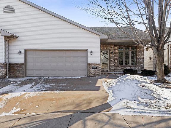 5th image of 1819 E Sylvan Ave