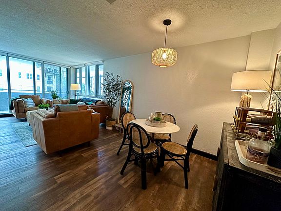 4th image of 470 3rd St S Unit 202