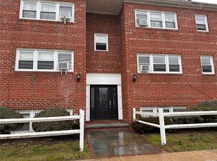 133 Dubois Ave APT A11, Valley Stream, NY 11581