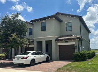 1268 Royal St George Blvd, Davenport, FL 33896