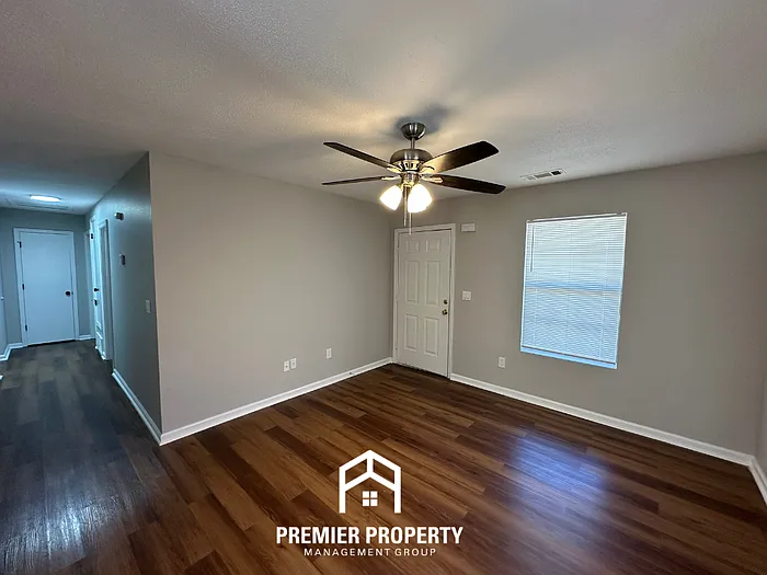 Building Photo - 6471 Copper Valley Dr S