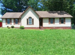 55 Clement Dr, Oakfield, TN 38362