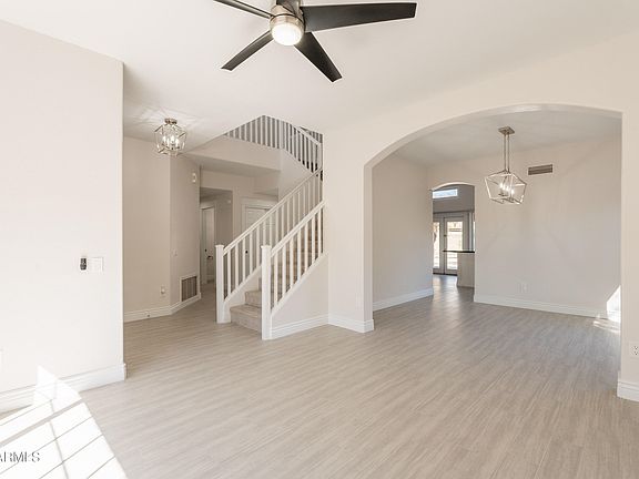 5th image of 26286 N 45TH Place