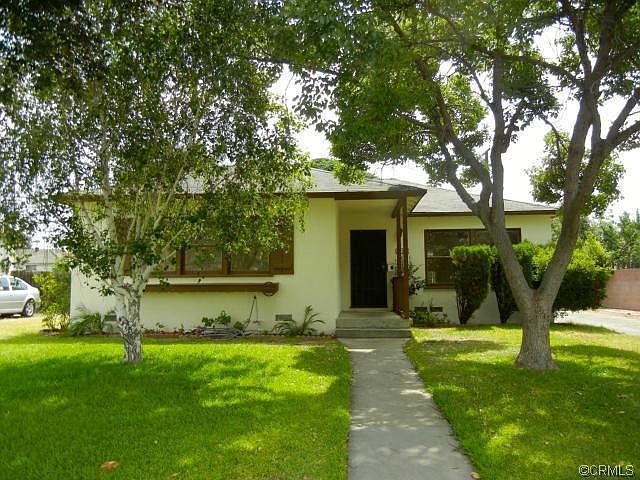 1st image of 224 N Ellen Dr