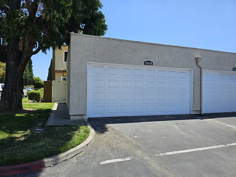 2 Car Garage