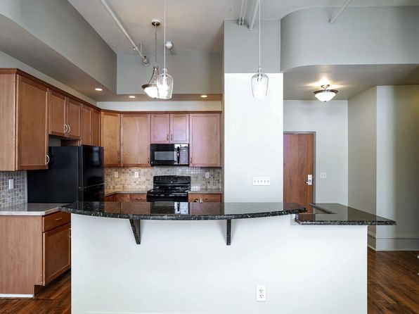80 Saint Paul St APT 3A