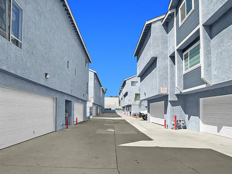 862 W. Mines Avenue — Photo 32
