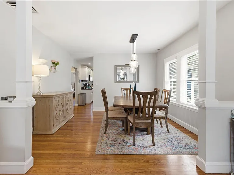 191-193 Cornell St #2 — Photo 12
