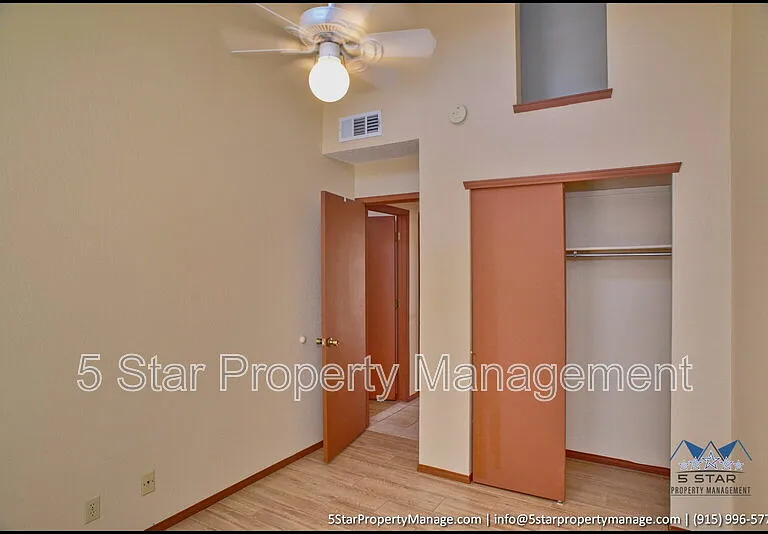 11645 Gordon Cooper Ln — Photo 37