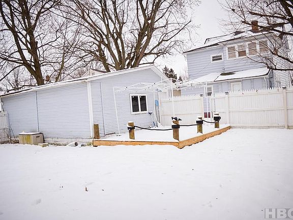 3rd image of 306 E Bigelow St