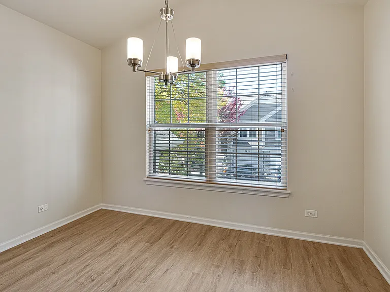 2409 Wilton Ln — Photo 15