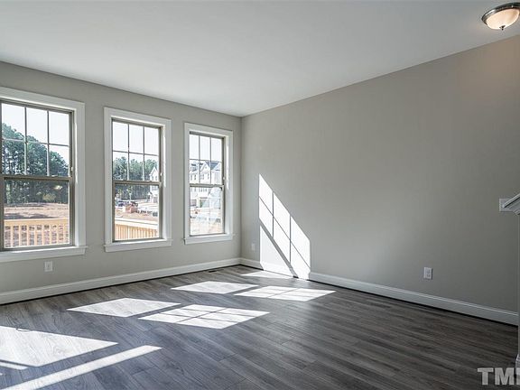 PHOTO REPRESENTATIONAL-colors options vary same floorplan not exact home