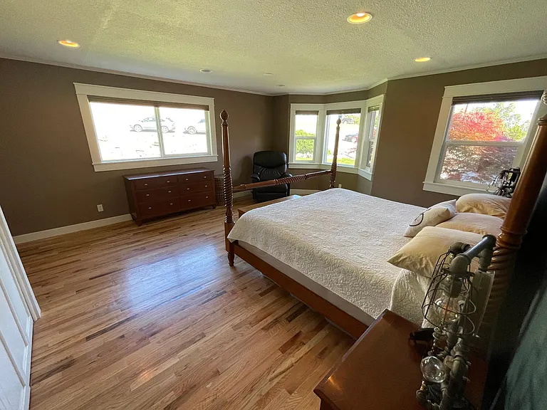 4115 S Gum St — Photo 11