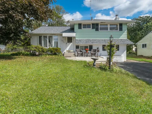 2721 Rossiter Ave, Roslyn, PA 19001