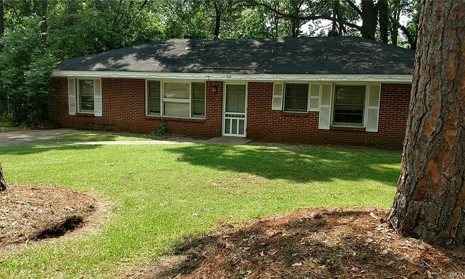 1st image of 424 Holland Dr