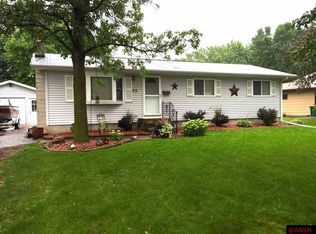 100 Maple St, Cleveland, MN 56017