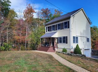 297 Sheldon Rd, Barre, MA 01005