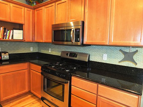 4th image of 2803 209th St SW