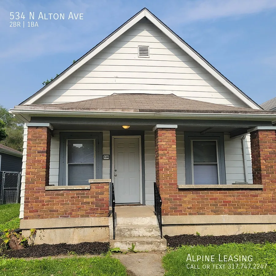 2/1 West Side Home! — Photo 1